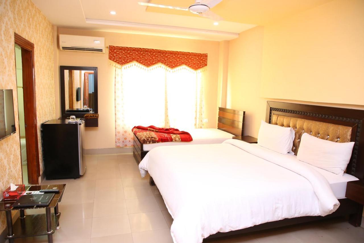 Hotel Crown Inn Multan Exterior photo