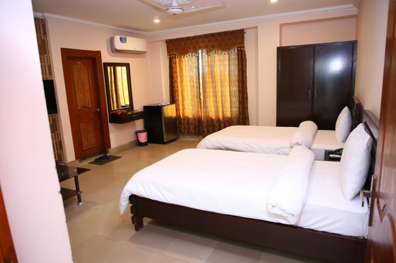 Hotel Crown Inn Multan Exterior photo